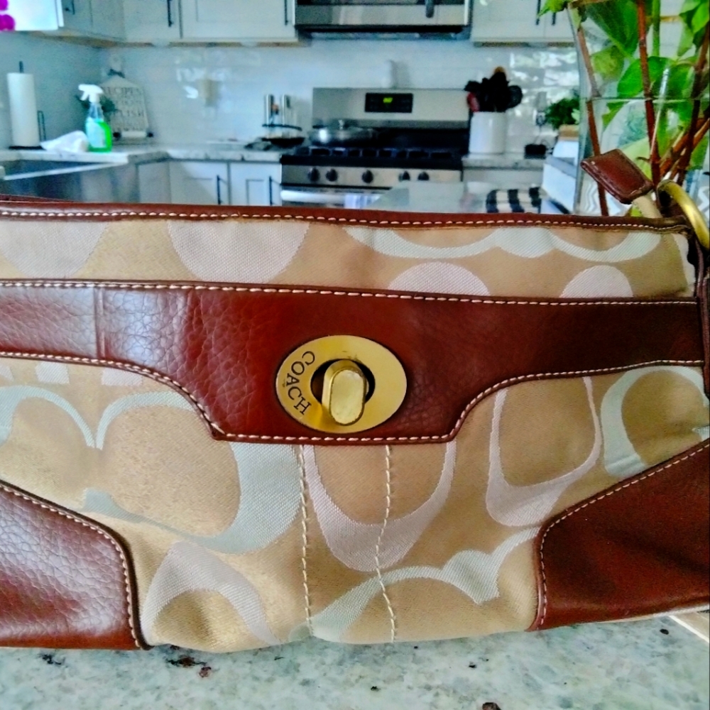 Coach pocket book